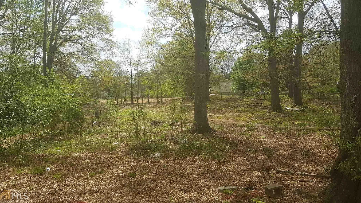 219 Highland Dr photo 1