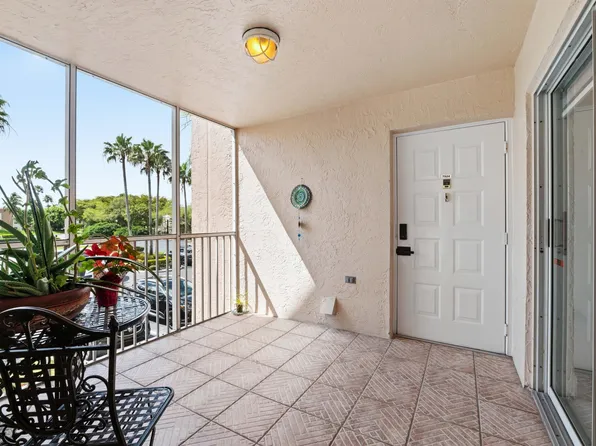 7524 Granville Drive #201, Tamarac, FL 33321