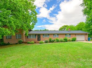 8282 Park Edwards Rd, Kannapolis, NC 28081