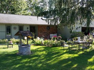 10803 Clear Brook Cir, Strongsville, OH 44149