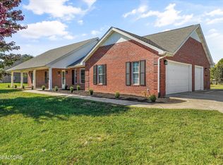 2339 Sir Edward Ln, Maryville, TN 37803