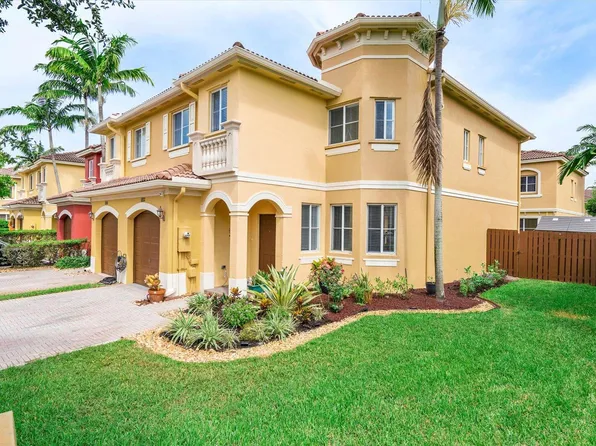 9049 SW 19th St, Fort Lauderdale, FL 33325