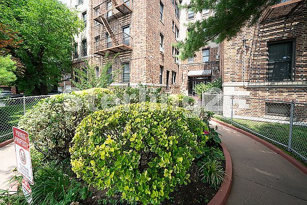1st image of 6405 53rd Dr APT B4