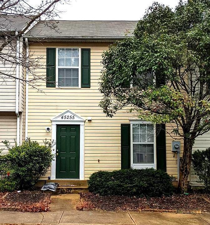 1st image of 45255 Woodstown Way