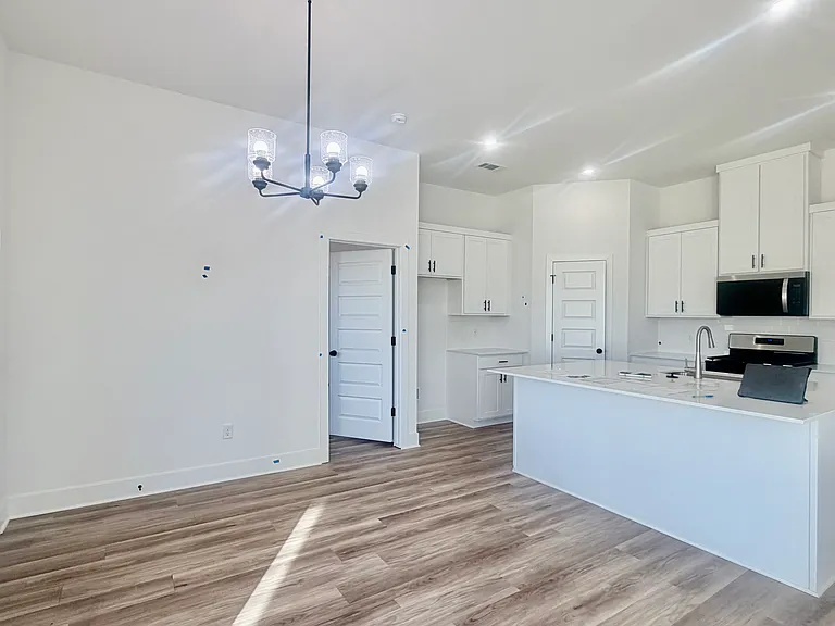 458 W Taverner Xing #1 — Photo 5