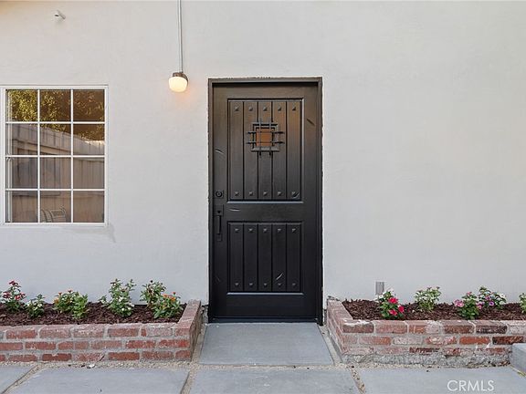 3rd image of 1637 N Alvarado St