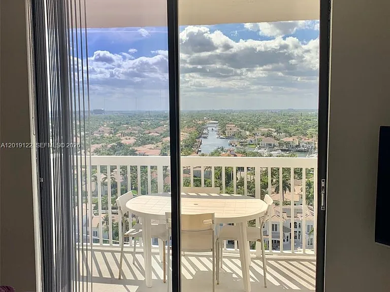 1500 S Ocean Dr #17E — Photo 6