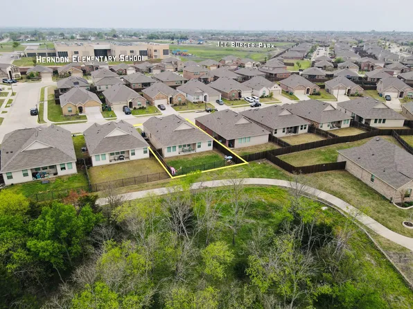 522 Robinson Way, Fate, TX 75189