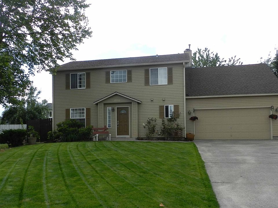 1st image of 15913 NE 48th Cir