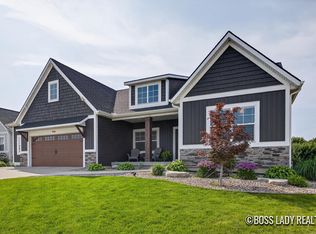 9560 Fields Dr #37, Zeeland, MI 49464