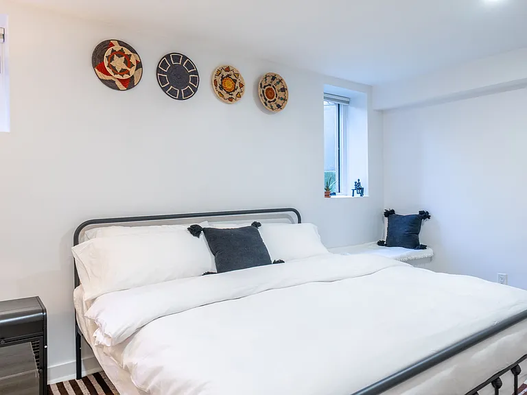 782 Grand St #1 — Photo 4