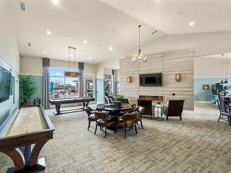 Broxton Bay Apartments — Photo 36