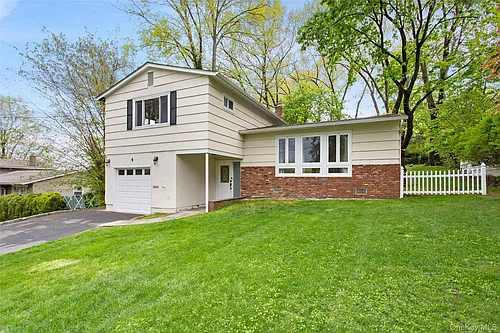 4 Kingwood Rd Photo 1