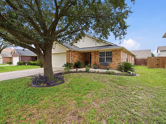 4th image of 21110 Bridge Springs Ln