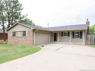 4916 S 94th Pl E, Tulsa, OK 74145