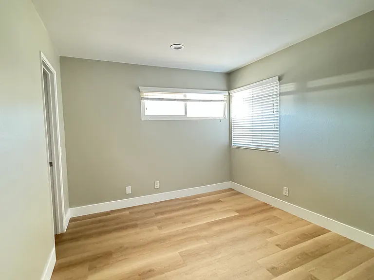 Silver Rain Dr — Photo 15