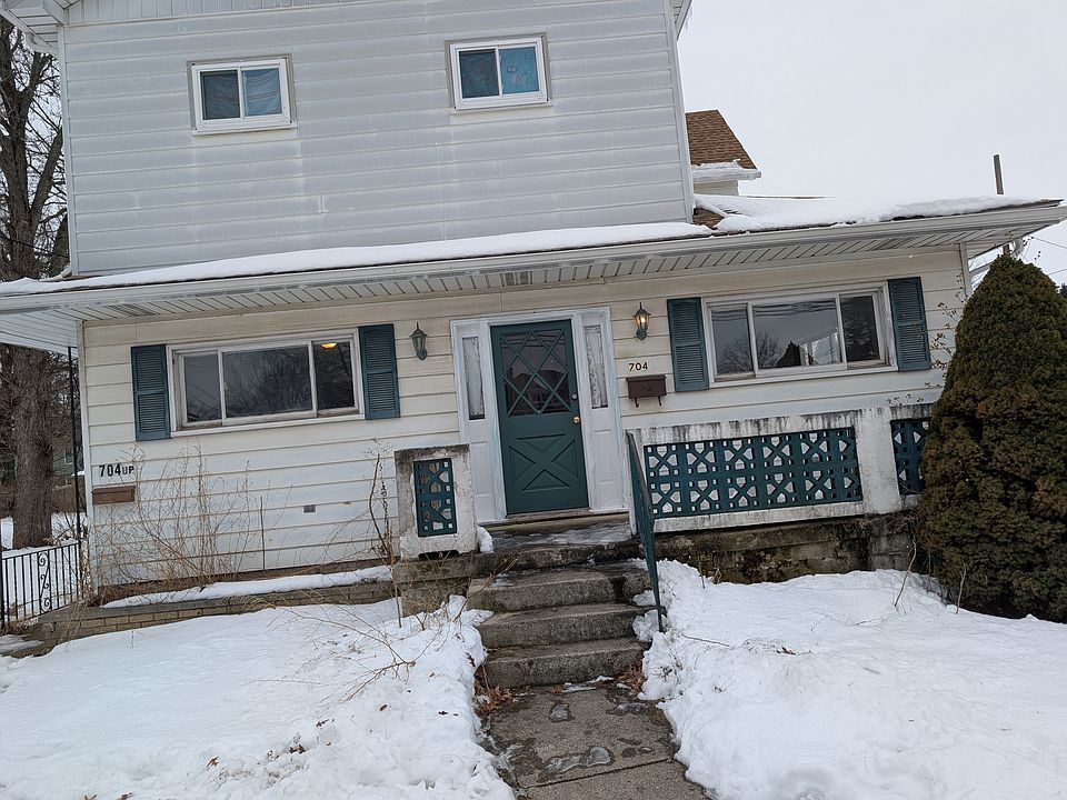 1st image of 704 Payne Ave #1