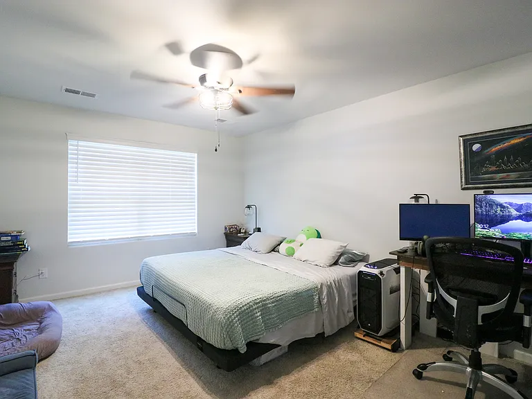 493 Kippen Ln — Photo 8