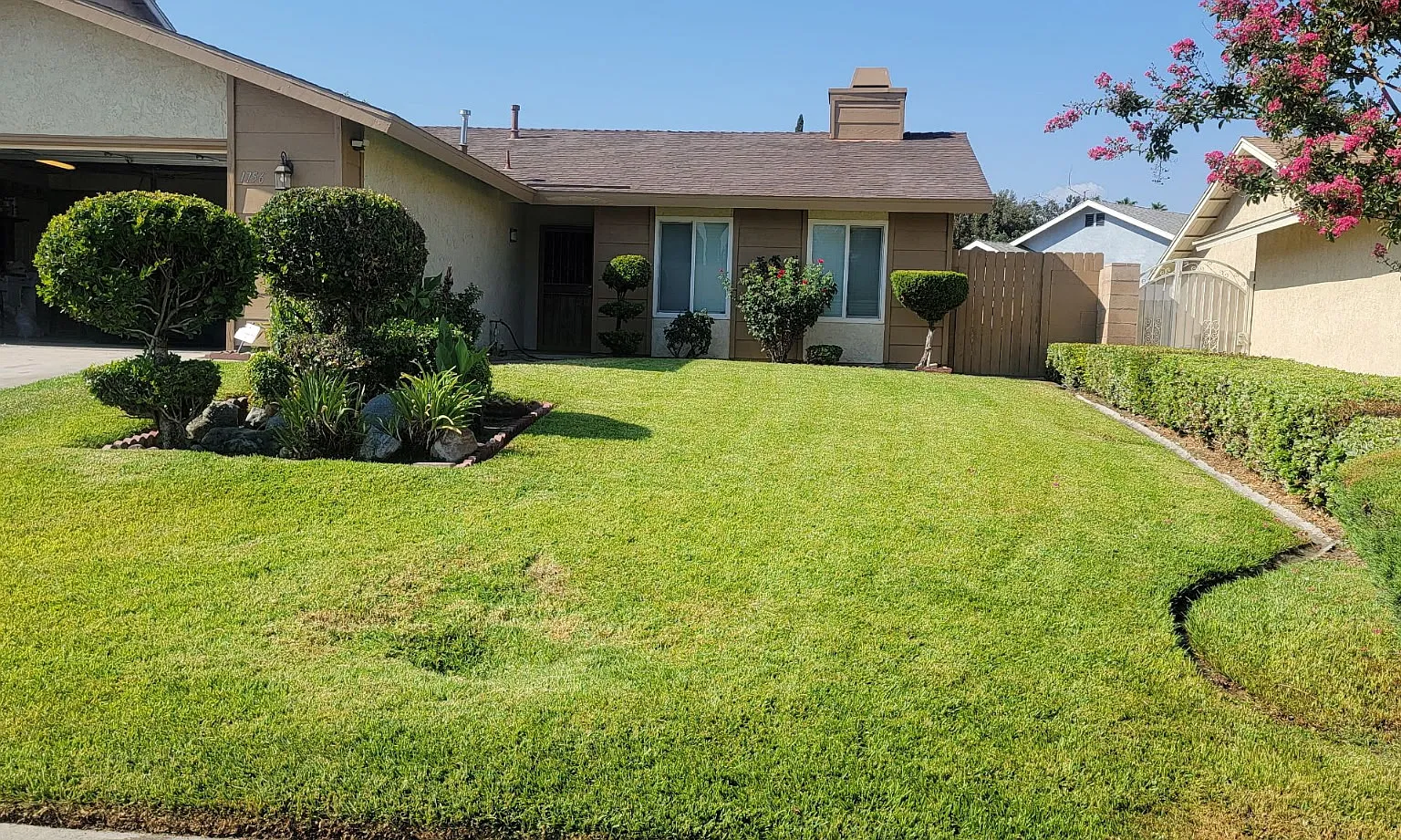 3 bed, $3,000 — Photo 1