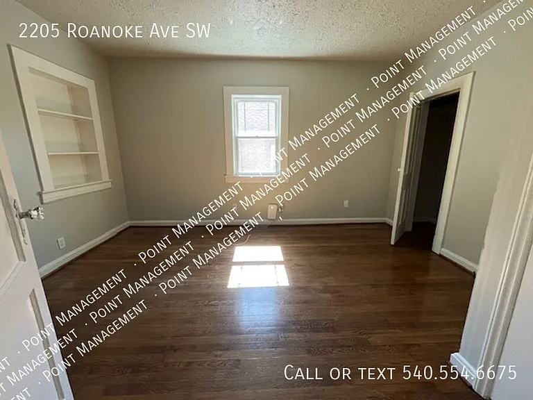 2205 Roanoke Ave SW — Photo 8