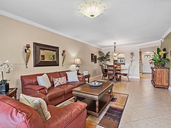 4th image of 9500 N Hollybrook Lake Dr APT 102