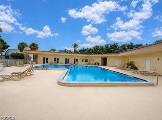 2079 Barkeley Ln APT 13, Fort Myers, FL 33907