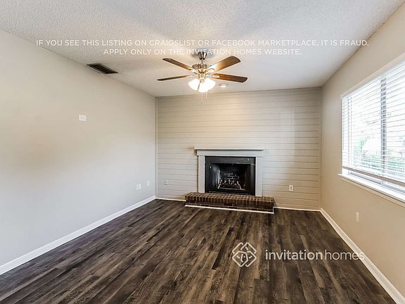 5th image of 1306 Gulfview Woods Ln