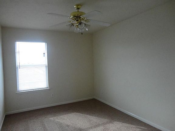 4th image of 19019 Yellow Thrush Dr