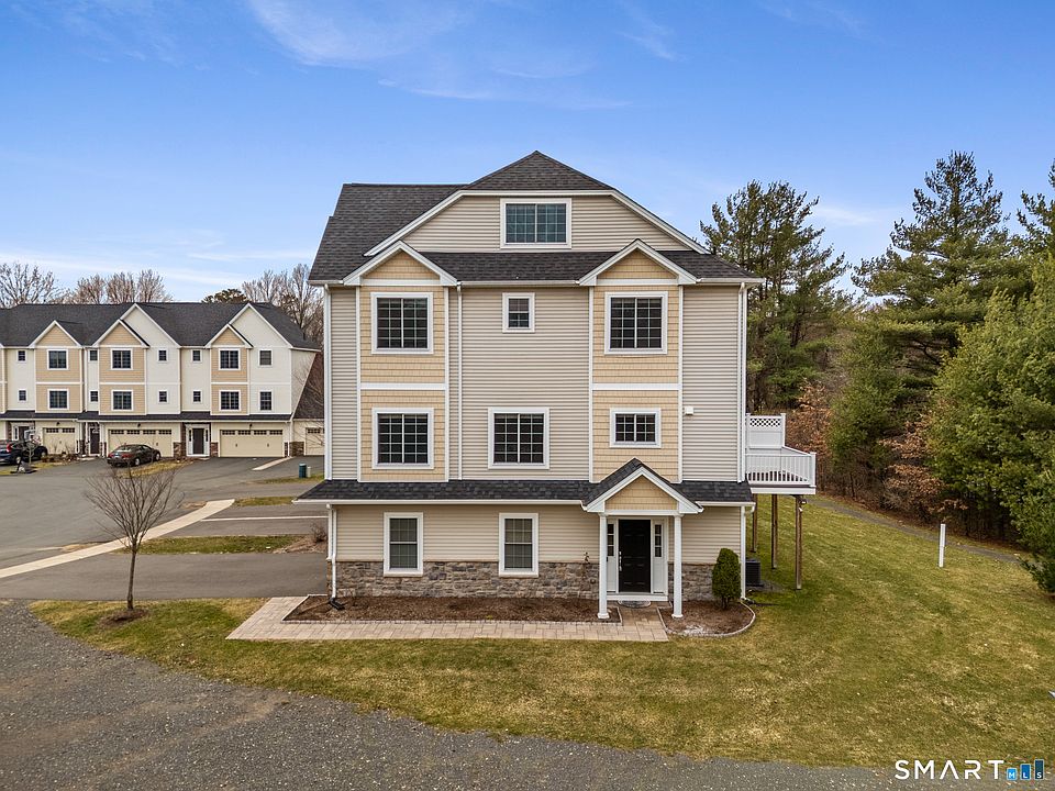 1st image of 316 Pepin Place #316