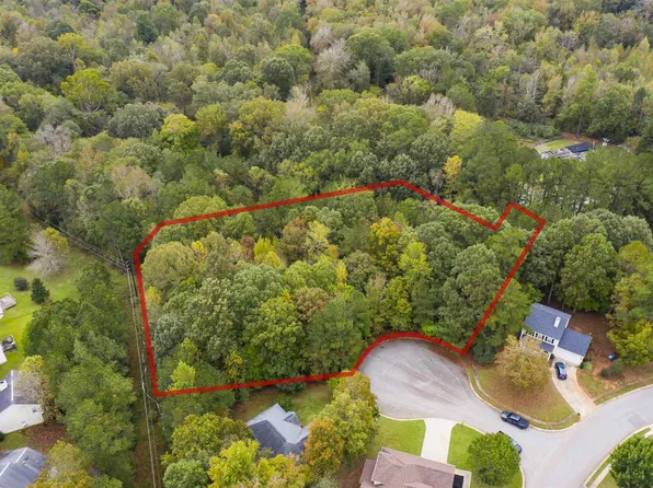 10 Fairlake Ct, Columbia, SC 29212