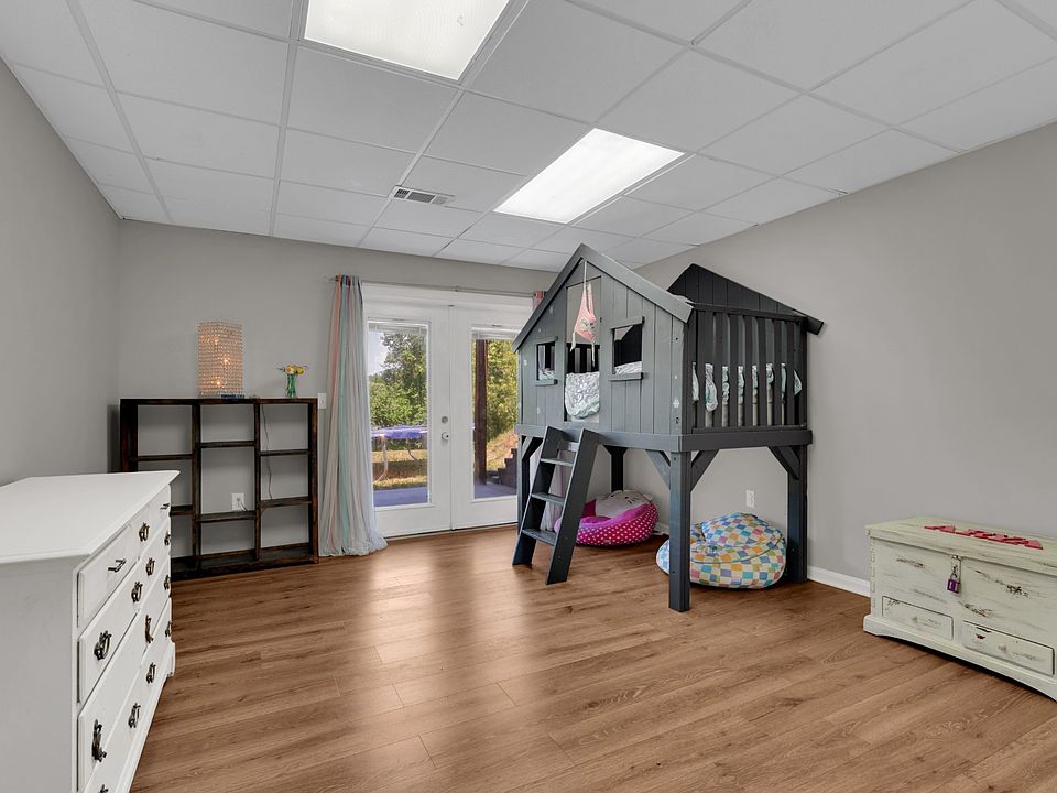 67th image of 232 Covenant Ln