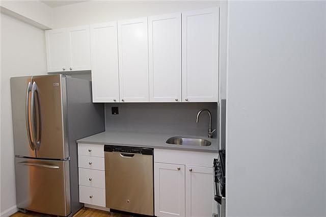 1st image of 121 Madison Ave APT 10G