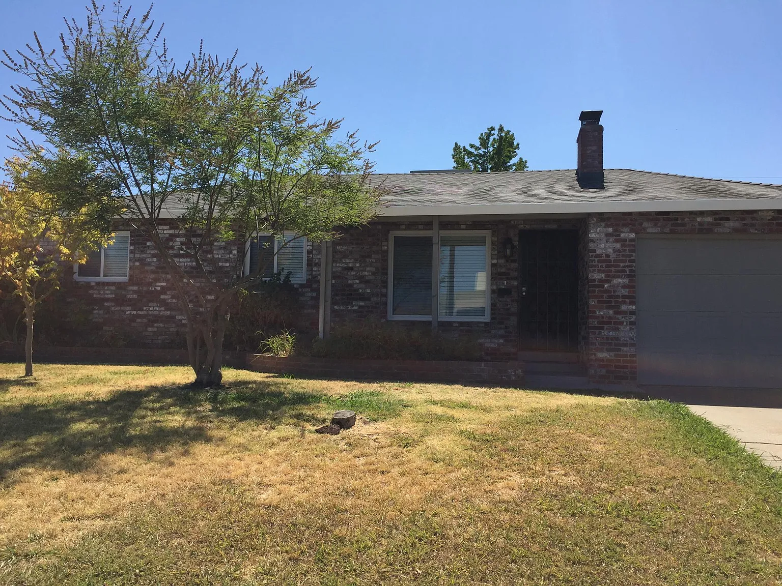 2208 Chase Dr photo 1