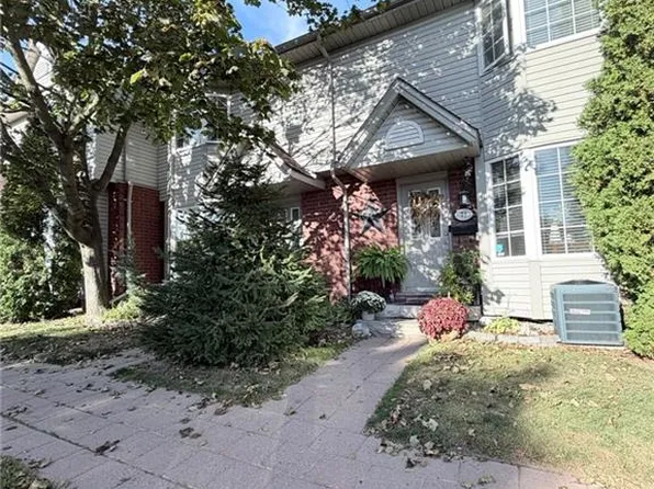 235 Saginaw Pkwy #78, Cambridge, ON N1T 1X4