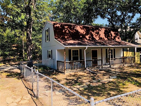 2nd image of 1324 Arrowhead Dr