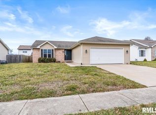 109 Argenta Dr, Springfield, IL 62703