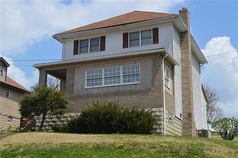 226 N Cherry Ave photo 1