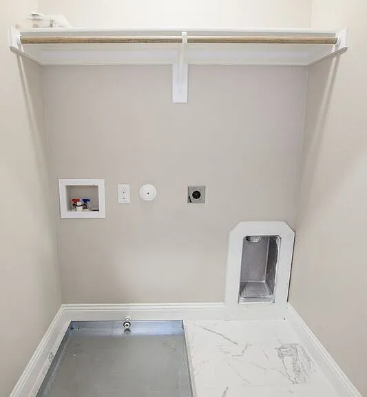 8586 Church St — Photo 23