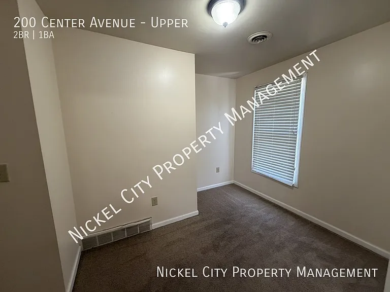 200 Center Ave #UPPER — Photo 2