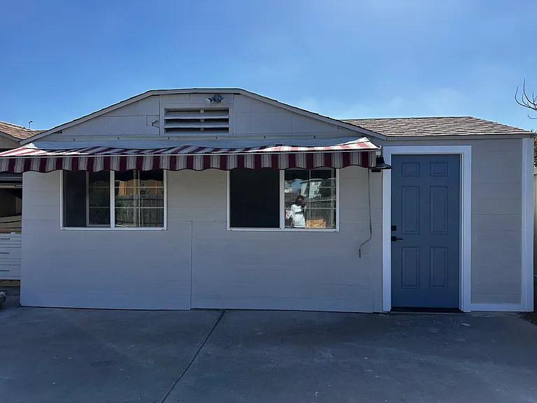 435 E St #B — Photo 7