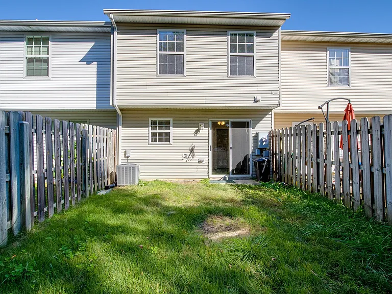 9802 W Midland Way — Photo 22