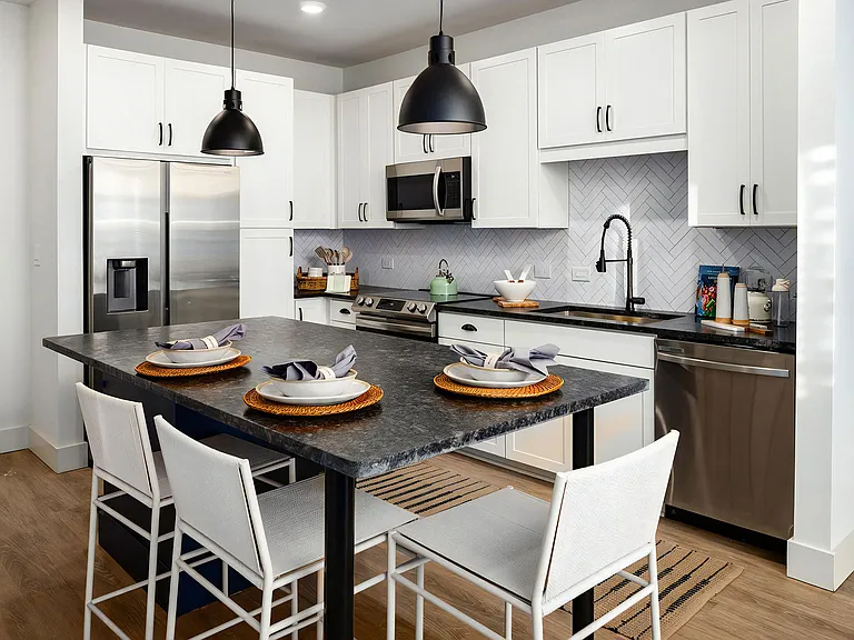 Island Kitchen with Breakfast Bar, Pendant Lighting & Ample Storage