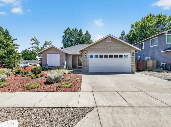 1717 Alexis Way, Medford, OR 97501