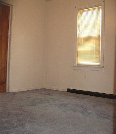 4th image of 2204 Beach Dr