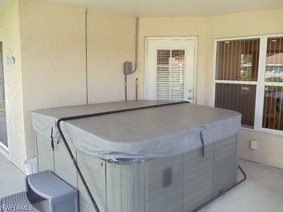 5th image of 3519 NE 12th Pl