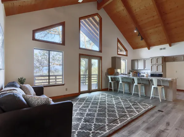 41345 Lilley Mountain Dr, Coarsegold, CA 93614