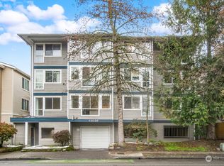 12026 15th Ave NE APT 201, Seattle, WA 98125
