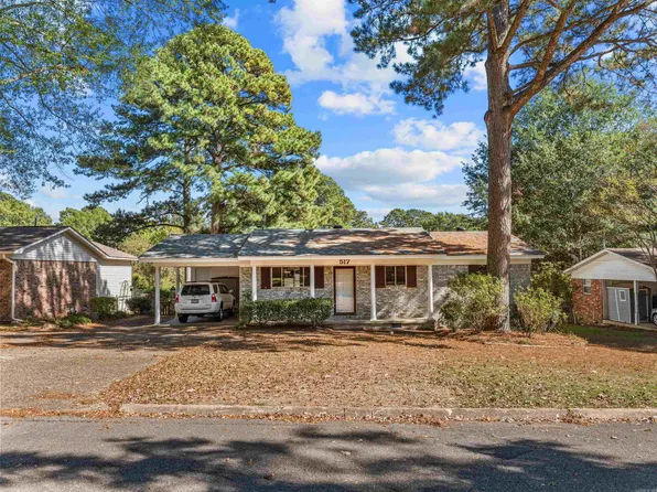 517 Bowers Dr, Benton, AR 72015