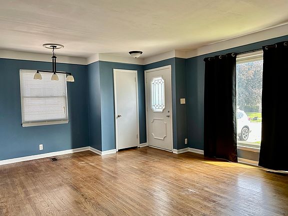 2nd image of 55 E Barrett Ave