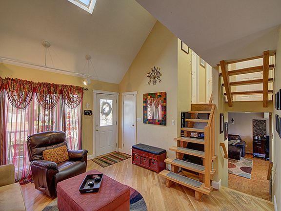 5th image of 2399 Langen Dr